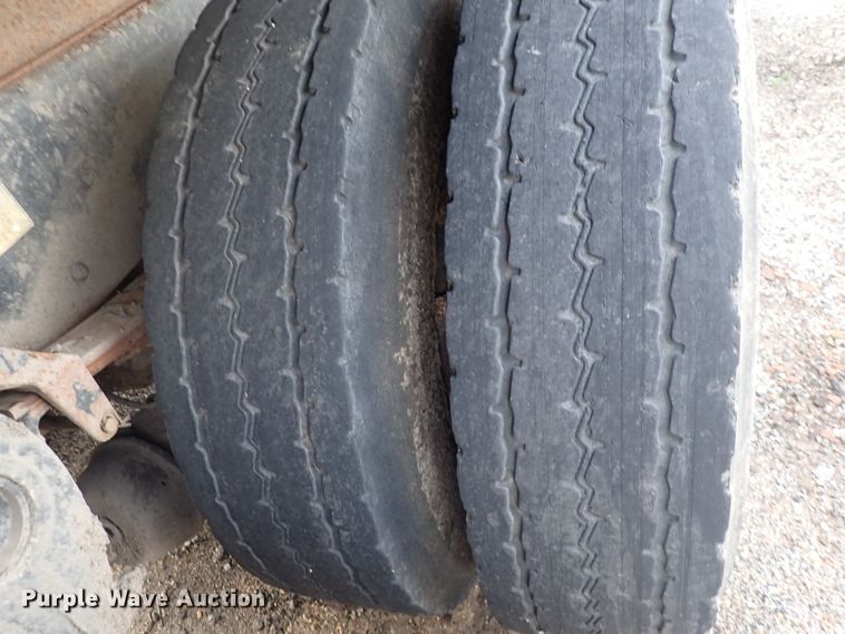 image for item DP4443 2002 Freightliner FL80  dump truck