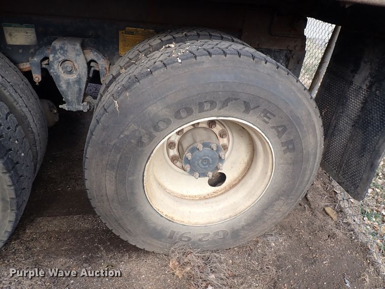 image for item DP4443 2002 Freightliner FL80  dump truck