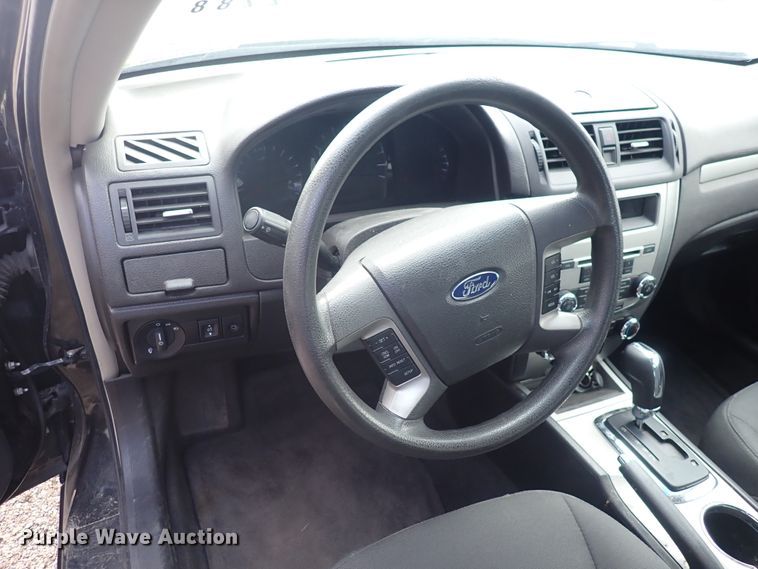 image for item DP4444 2010 Ford Fusion SE