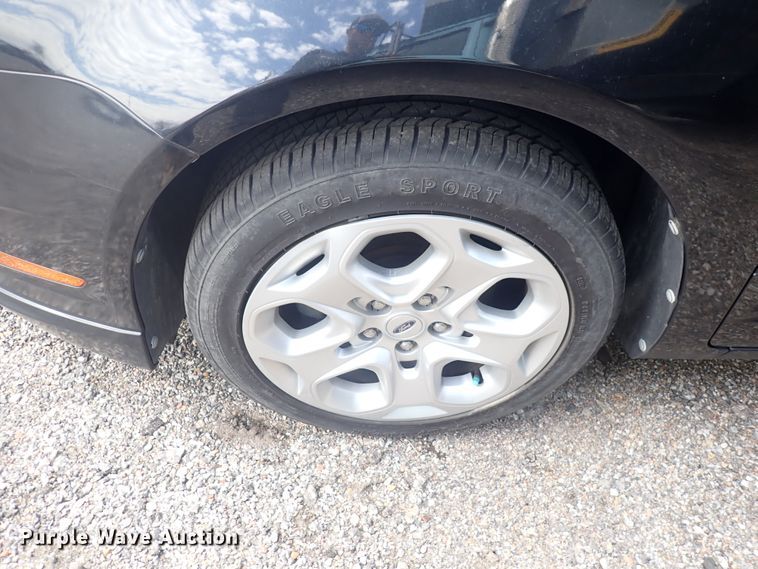 image for item DP4444 2010 Ford Fusion SE