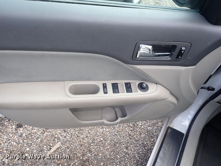 image for item DP4445 2010 Ford Fusion SE
