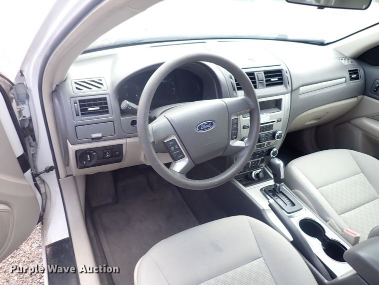 image for item DP4445 2010 Ford Fusion SE