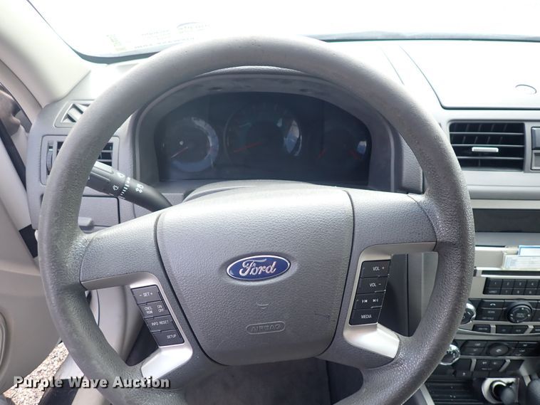 image for item DP4445 2010 Ford Fusion SE