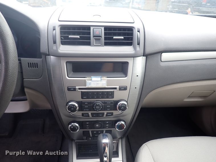 image for item DP4445 2010 Ford Fusion SE