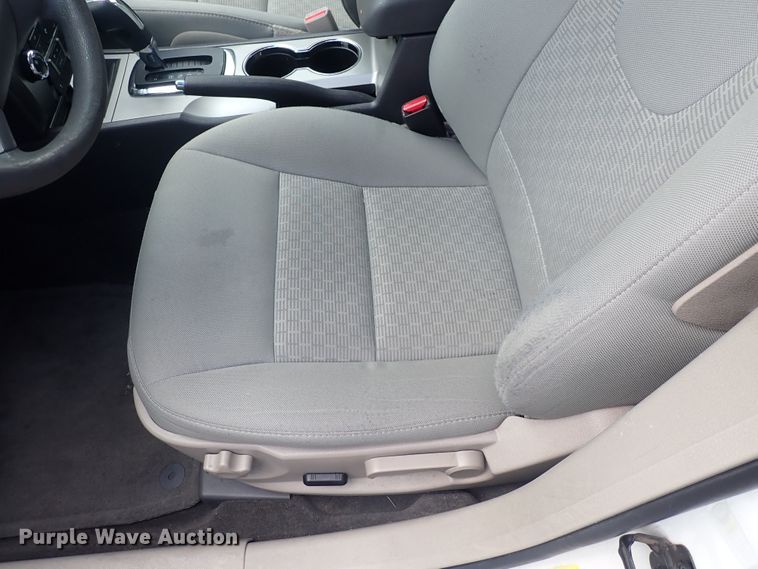 image for item DP4445 2010 Ford Fusion SE