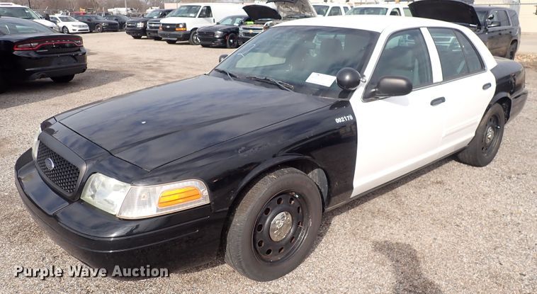 image for item DP4450 2010 Ford Crown Victoria Police Interceptor