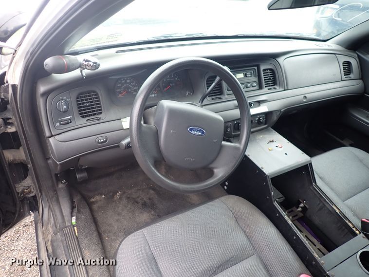 image for item DP4450 2010 Ford Crown Victoria Police Interceptor