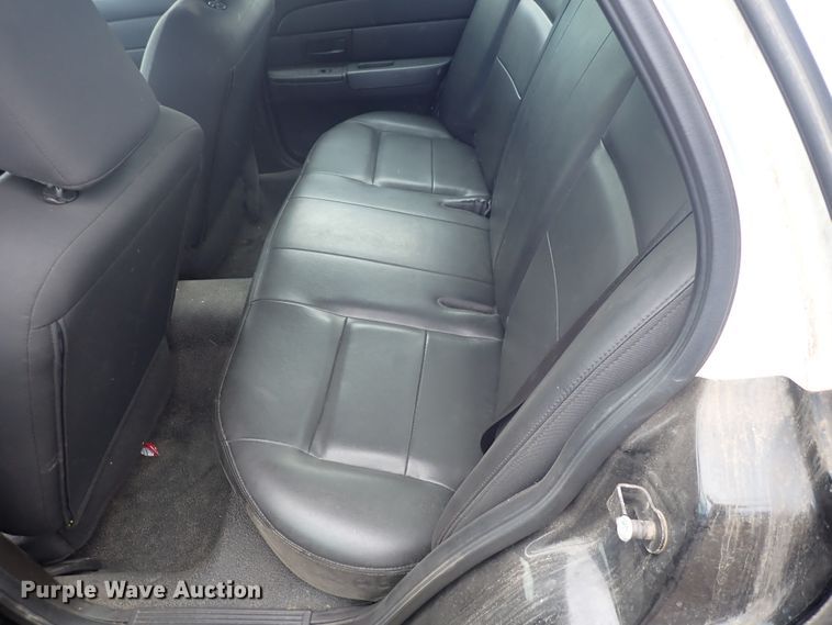 image for item DP4450 2010 Ford Crown Victoria Police Interceptor