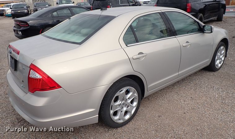 image for item DP4464 2010 Ford Fusion SE