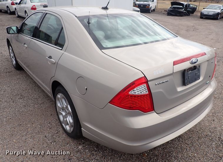 image for item DP4464 2010 Ford Fusion SE