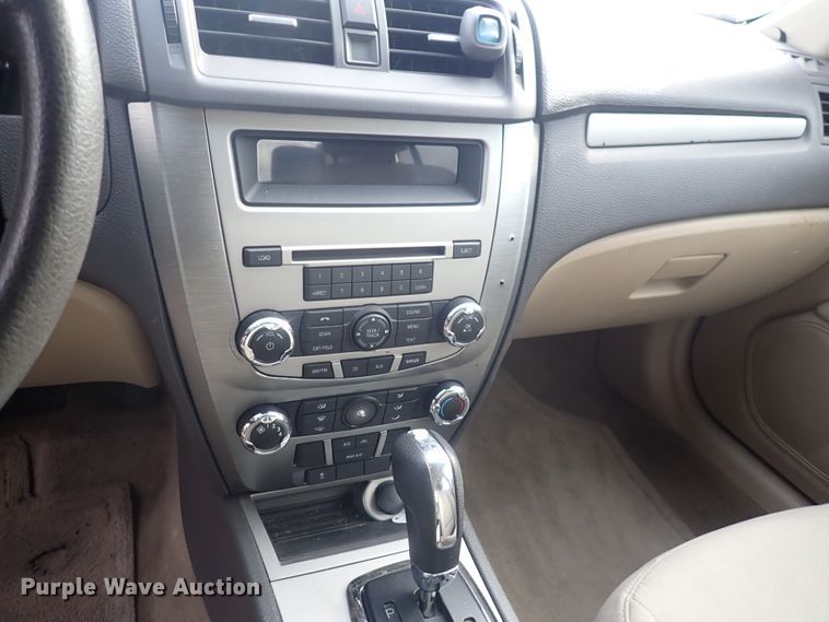 image for item DP4464 2010 Ford Fusion SE