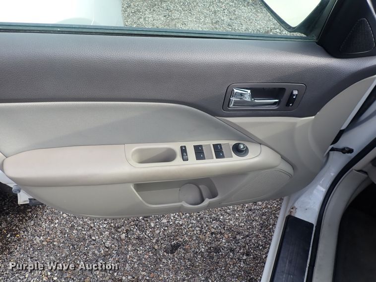 image for item DP4465 2010 Ford Fusion