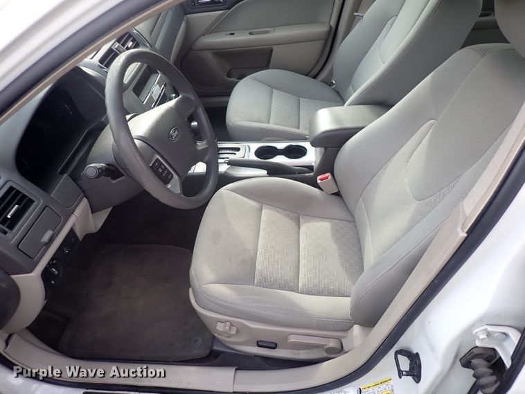 image for item DP4465 2010 Ford Fusion