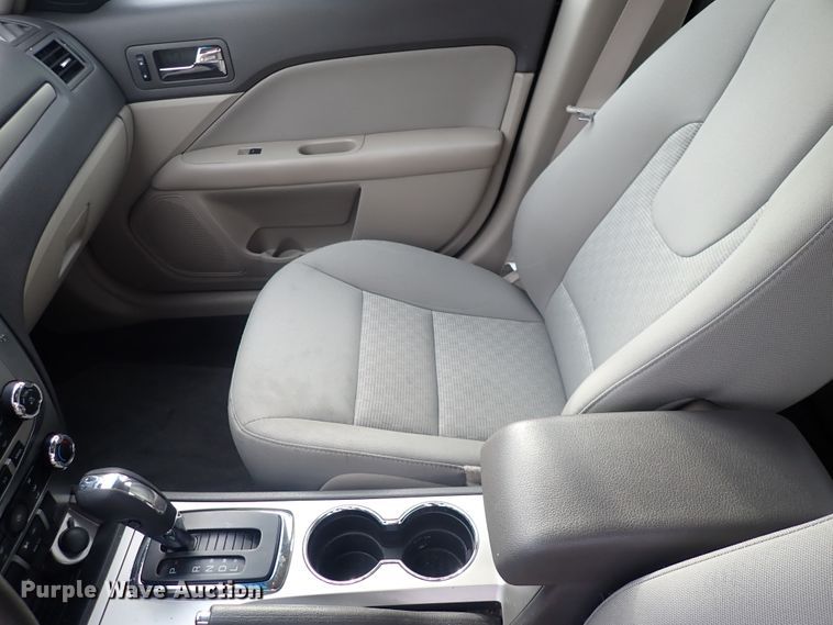 image for item DP4465 2010 Ford Fusion