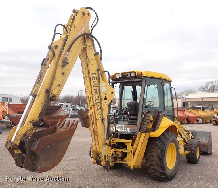 image for item DP4468 2003 New Holland LB75B  backhoe
