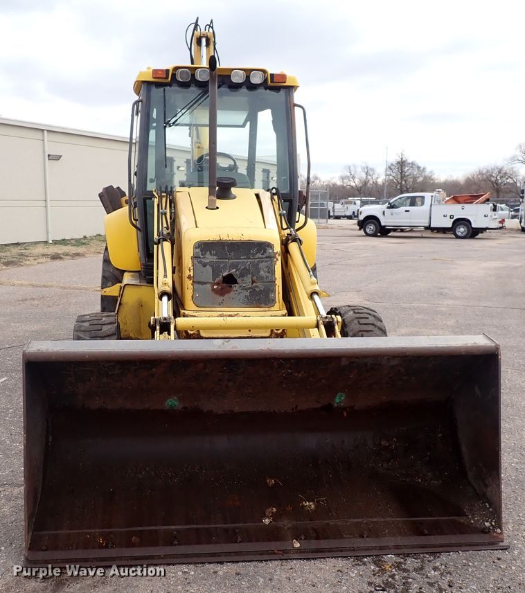 image for item DP4468 2003 New Holland LB75B  backhoe