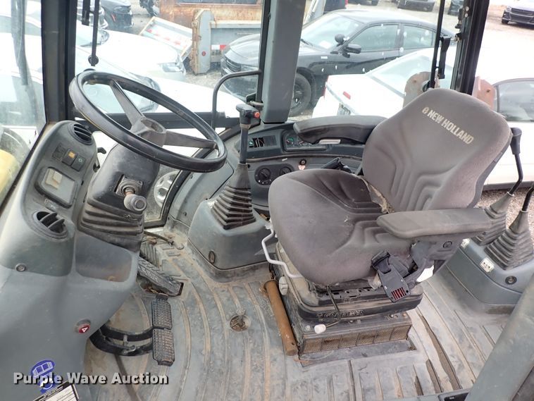 image for item DP4468 2003 New Holland LB75B  backhoe