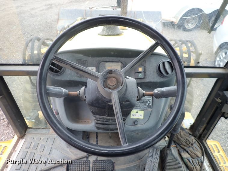 image for item DP4468 2003 New Holland LB75B  backhoe