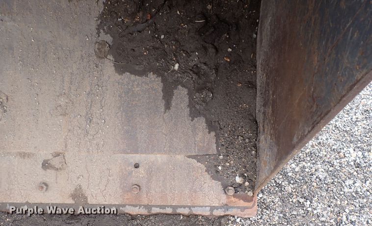 image for item DP4468 2003 New Holland LB75B  backhoe