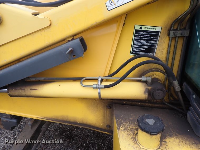 image for item DP4468 2003 New Holland LB75B  backhoe