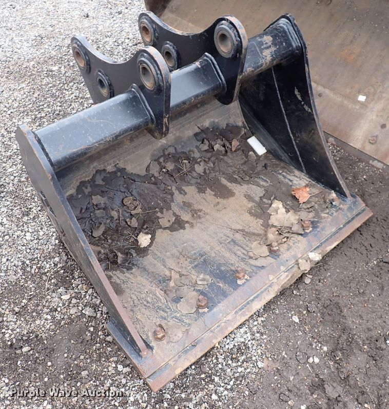 image for item DP4468 2003 New Holland LB75B  backhoe