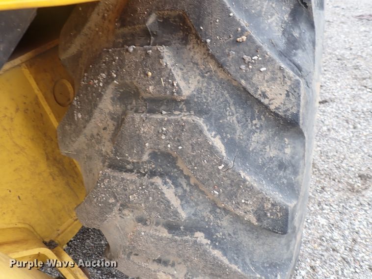 image for item DP4468 2003 New Holland LB75B  backhoe