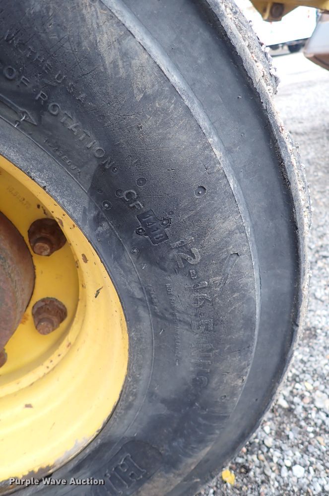 image for item DP4468 2003 New Holland LB75B  backhoe