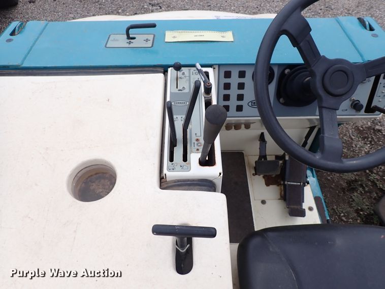 image for item DP4472 Tennant 6400  sweeper