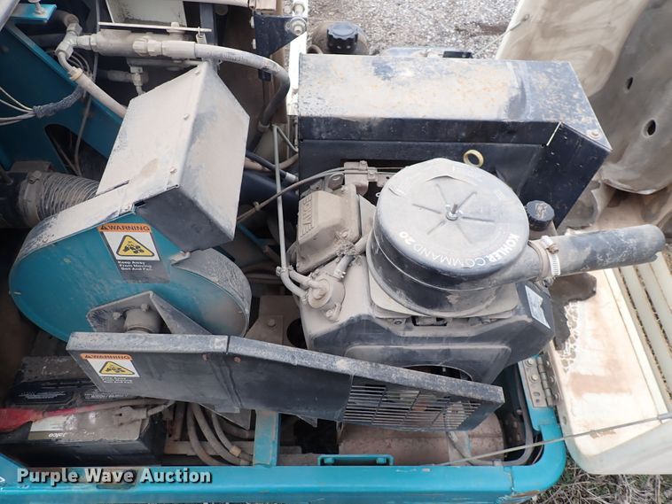 image for item DP4472 Tennant 6400  sweeper