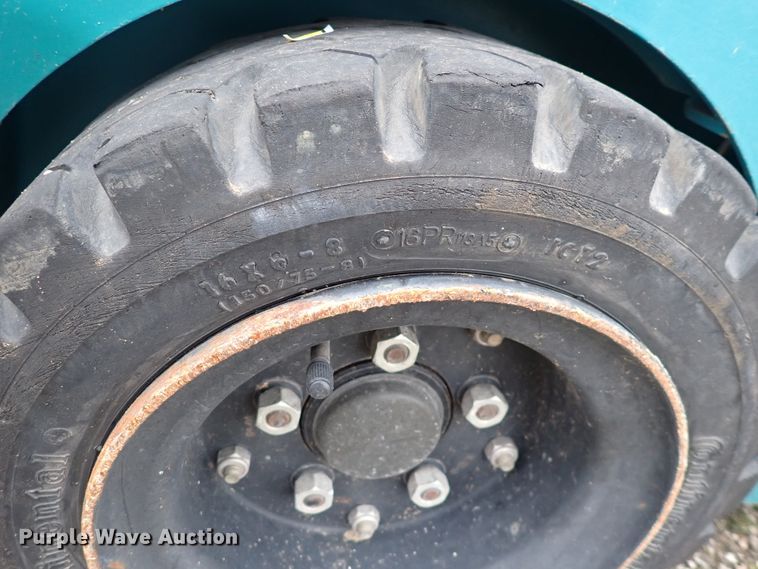 image for item DP4472 Tennant 6400  sweeper