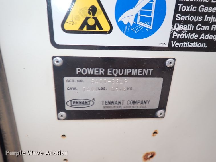 image for item DP4472 Tennant 6400  sweeper