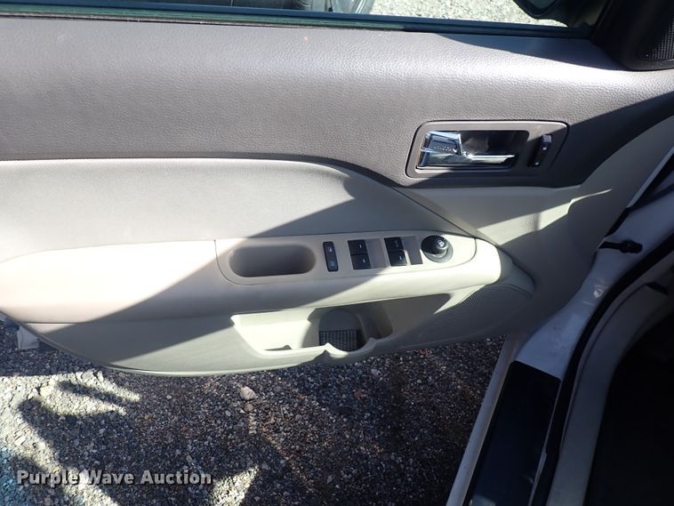 image for item DP4475 2010 Ford Fusion SE