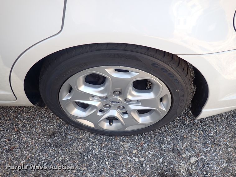 image for item DP4475 2010 Ford Fusion SE