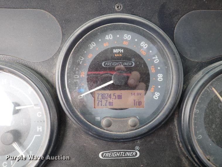 image for item DP4477 2009 Freightliner MT55  delivery truck