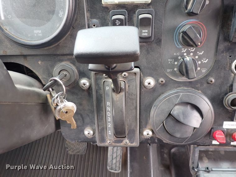 image for item DP4477 2009 Freightliner MT55  delivery truck