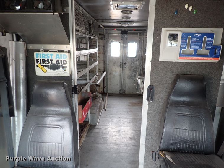 image for item DP4477 2009 Freightliner MT55  delivery truck