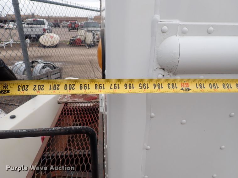 image for item DP4477 2009 Freightliner MT55  delivery truck