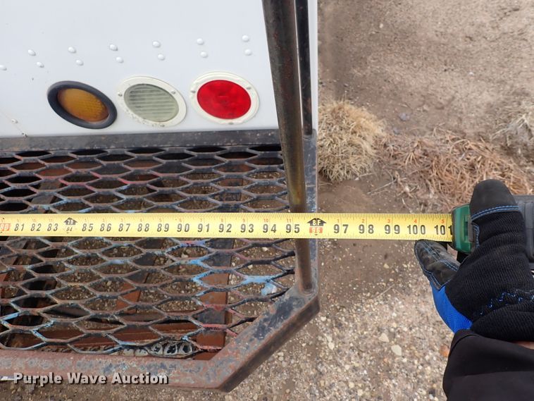 image for item DP4477 2009 Freightliner MT55  delivery truck