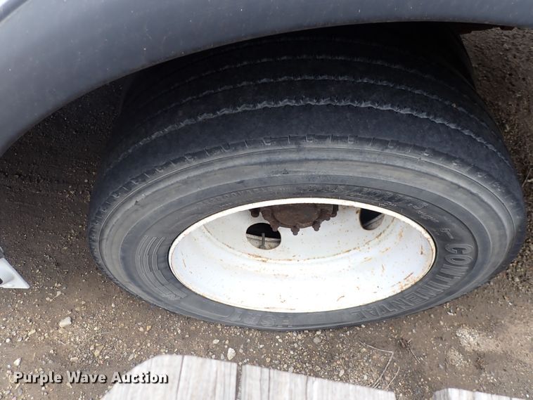 image for item DP4477 2009 Freightliner MT55  delivery truck