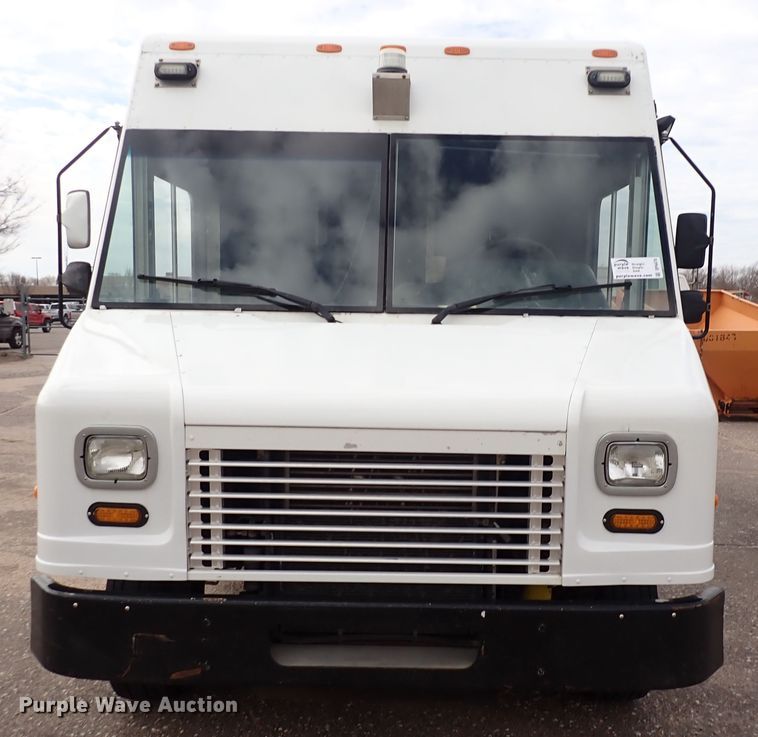 image for item DP4478 2009 Freightliner MT55  delivery truck