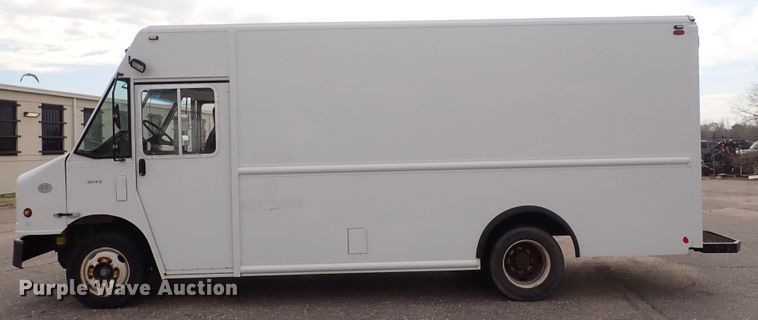 image for item DP4478 2009 Freightliner MT55  delivery truck