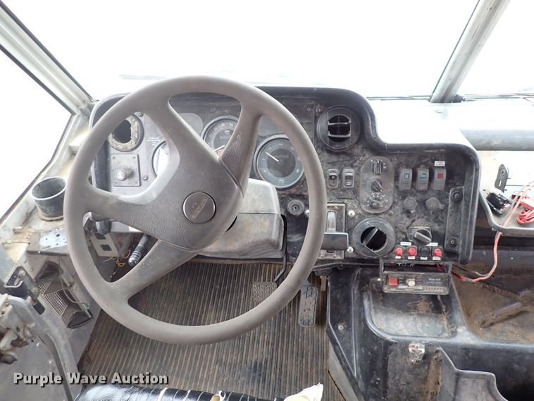 image for item DP4478 2009 Freightliner MT55  delivery truck