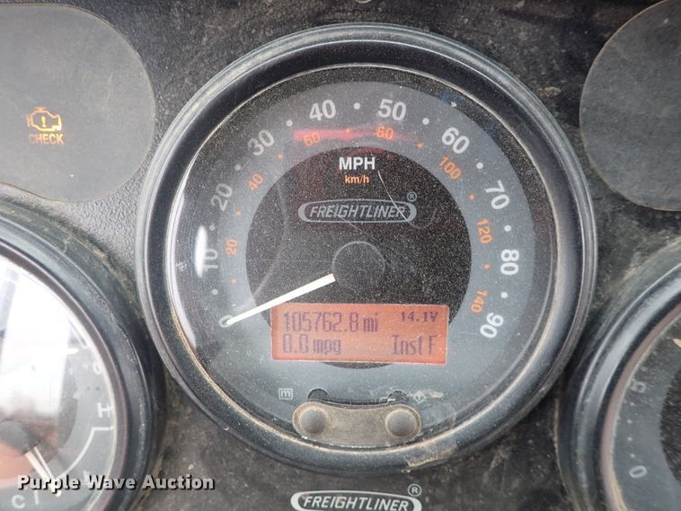 image for item DP4478 2009 Freightliner MT55  delivery truck