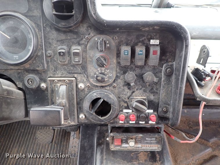 image for item DP4478 2009 Freightliner MT55  delivery truck