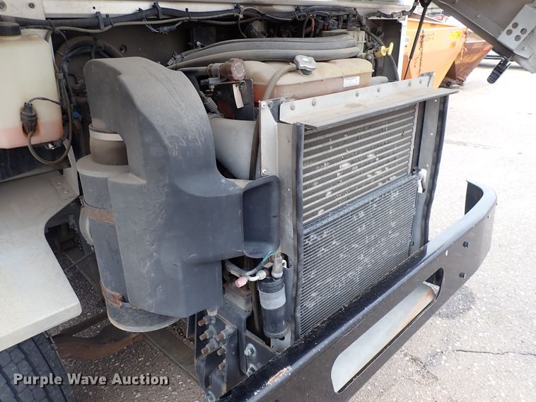 image for item DP4478 2009 Freightliner MT55  delivery truck