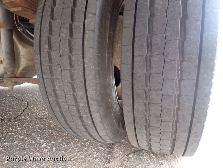 image for item DP4478 2009 Freightliner MT55  delivery truck