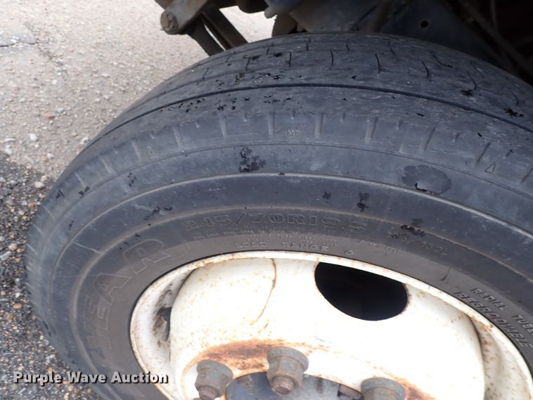 image for item DP4478 2009 Freightliner MT55  delivery truck