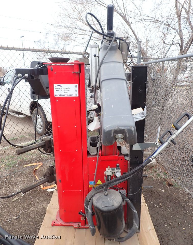 image for item DP4486 Mondolfo Ferro Raptor  tire machine