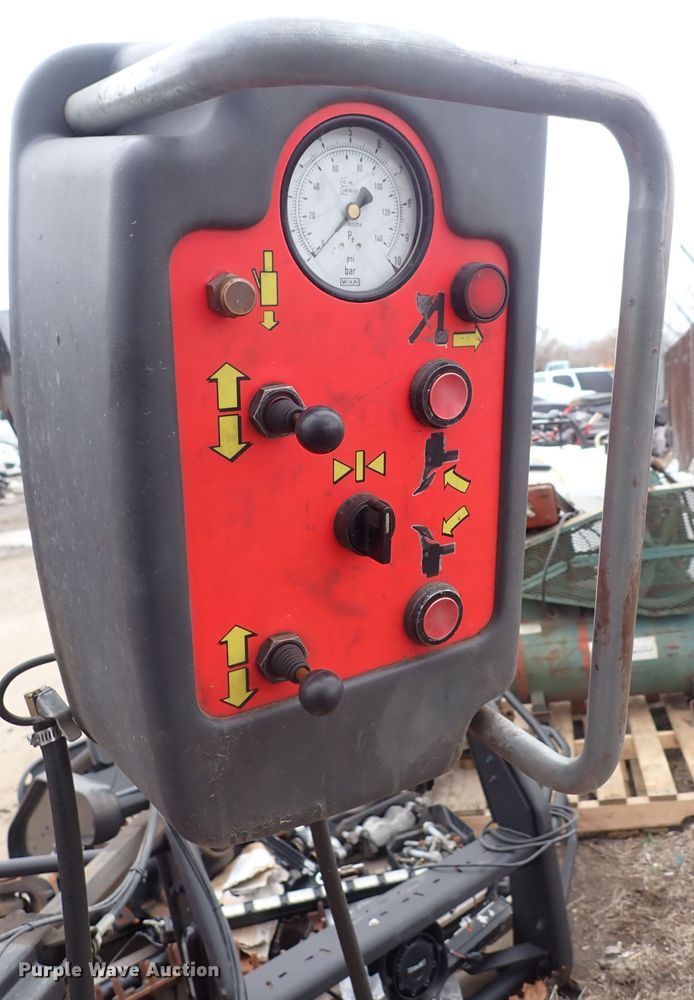 image for item DP4486 Mondolfo Ferro Raptor  tire machine