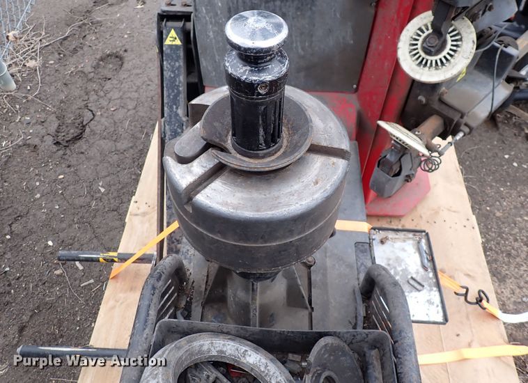 image for item DP4486 Mondolfo Ferro Raptor  tire machine